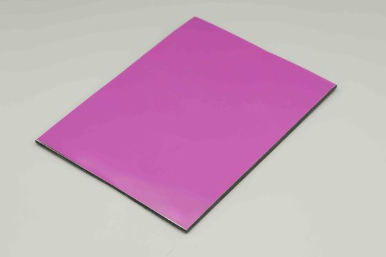 Leverancier van laagwaardige hoogwaardige violette aluminiumcomposite panelen voor interieur en exterieur gebouw decoratie 4mm 1.22*2.44m