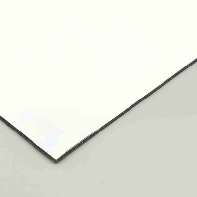 Melkwit PE Gecoat Aluminium Composiet Paneel 2mm-6mm Binnenmuur Bekleding ACP Plaat