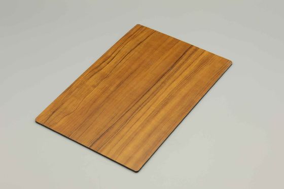4 mm houten aluminiumcomposite panel ACP-plaat met 2440 mm lengte geluidsisolatie en brandwerendheid B1 A2