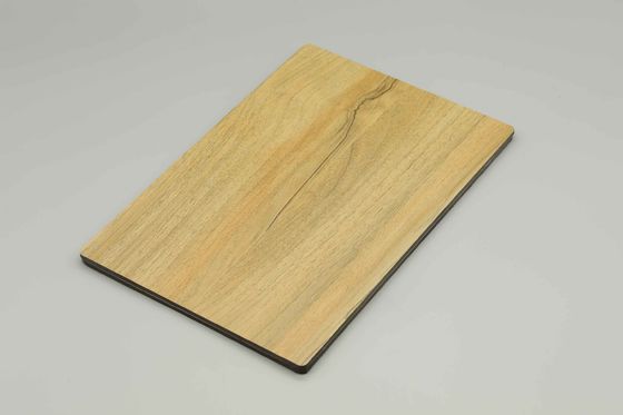 Zwarte brandwaarde B1 UV-bestendige waterdichte PVDF-aluminiumcompositpaneel voor buitenwandbekleding