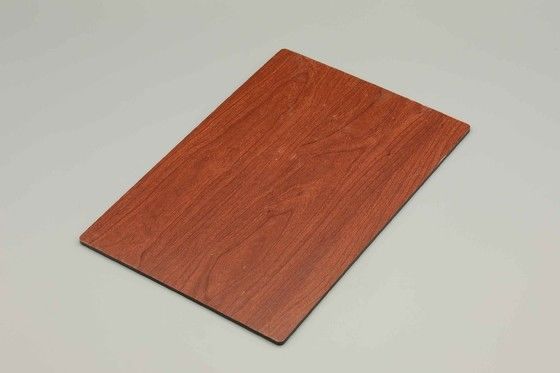 4 mm houtgraan PVDF aluminium composietpaneel 1220×2440 mm voor buitengevelbekleding