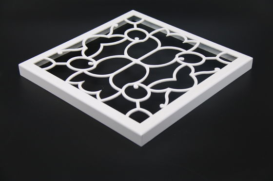 Witte corrosiebestendige en antistatische buitenmuur aluminium fineer paneelplaat met metalen panelen