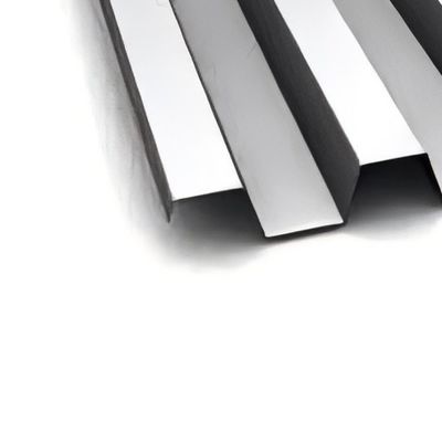 Op maat gemaakte plafonds van aluminiumfoelie dakbedekking gegolfde aluminiumpanelen voor bekleding