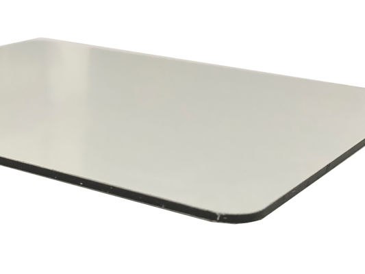 Witte buitenste Acp-plaatpaneel op maat 3 mm 4 mm Dikte Acp bekleding voor huizen / gebouwen Aluminium huid 0,18 mm