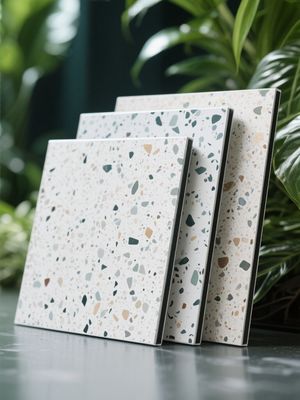 Duurzaam PVDF-aluminiumcomposite-paneel met fluorkoolstofsteencoating Standaardgrootte voor droog ophangen van buitenmuren