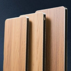 4-7 mm dikte PVDF aluminium composiet paneel met 2,44 m machine lengte en 1,22 * 2,44 m afmeting voor gordijnwanden